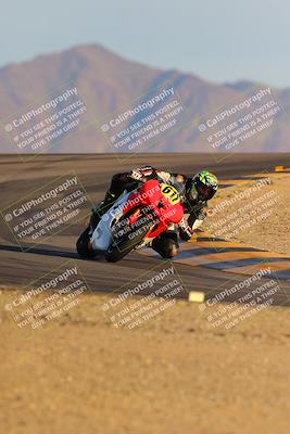 media/Dec-16-2023-CVMA (Sat) [[bb38a358a2]]/Race 13 Amateur Supersport Middleweight/